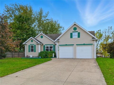 Photo of 4716 Cedar Dr, North East, PA 16428 (MLS # 1727032)