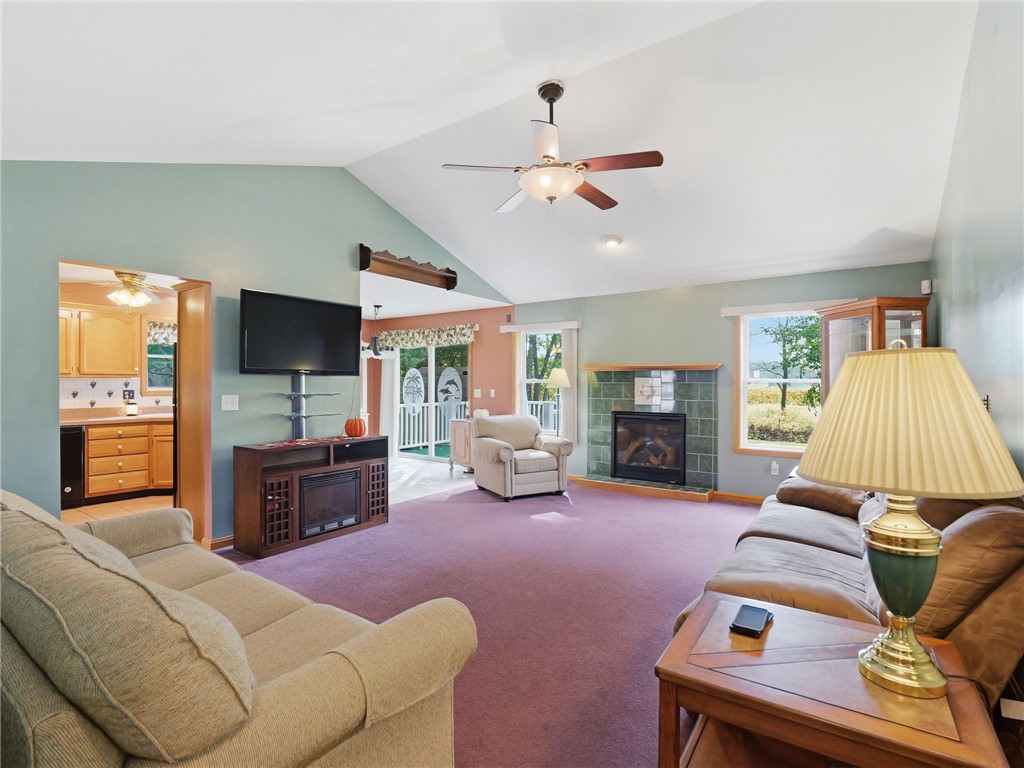 4716 Cedar Dr