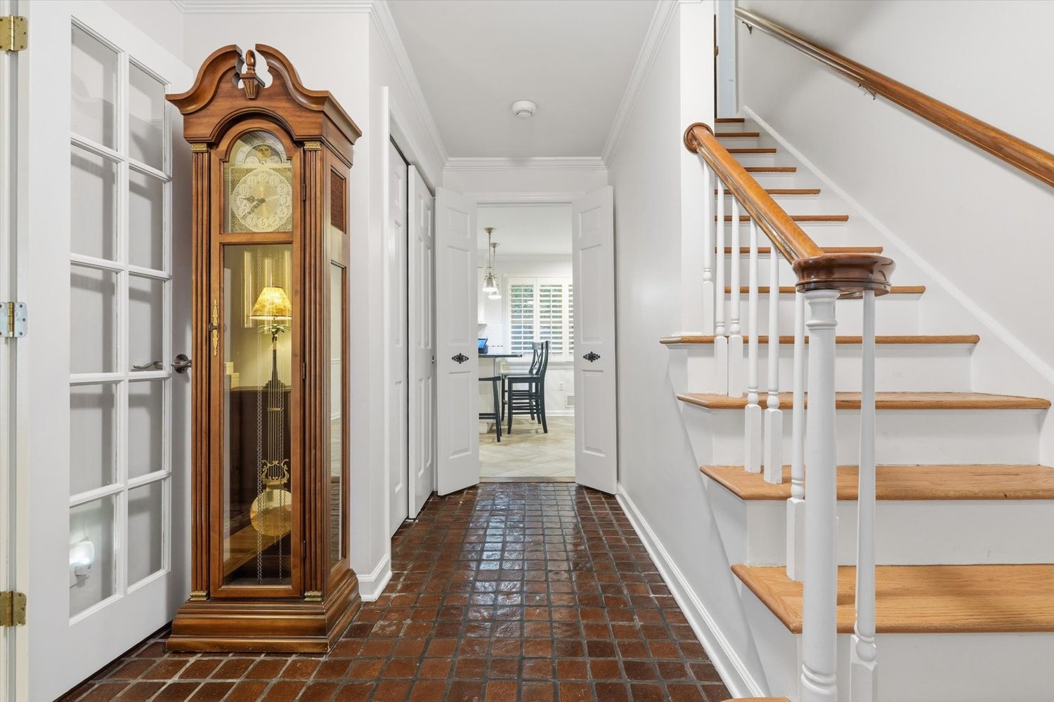 118 Crofton Drive
