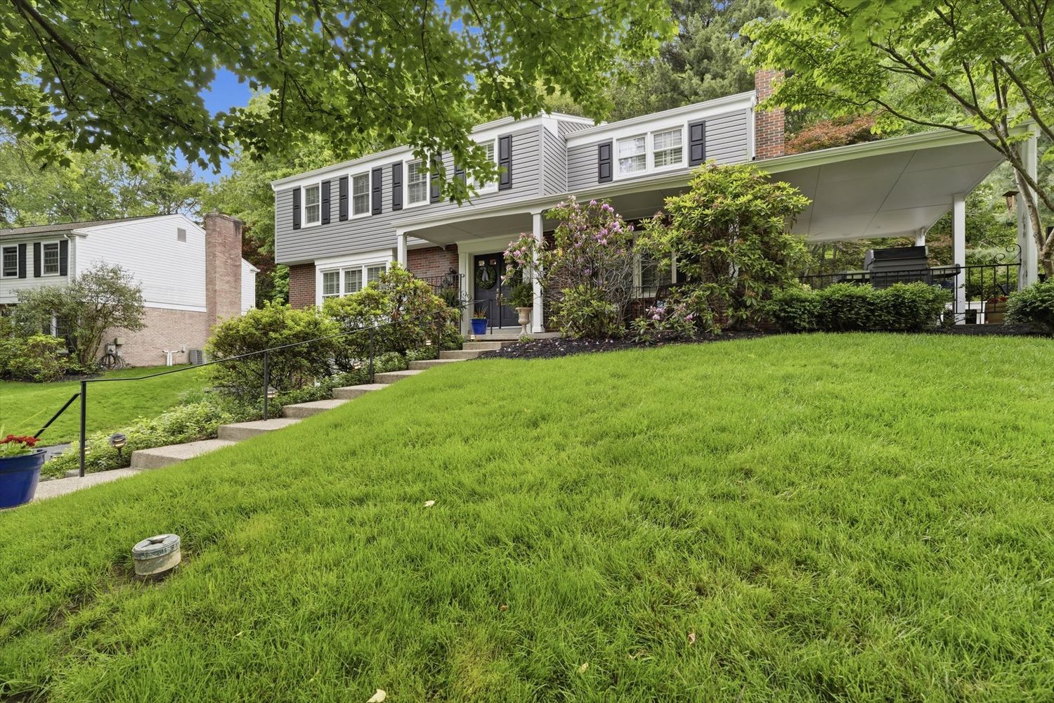 118 Crofton Drive
