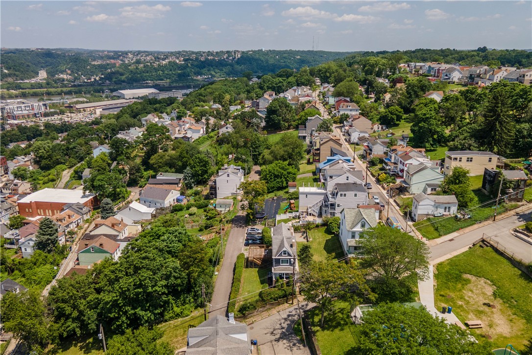 South Side, Pennsylvania 15203, United States, 4 Bedrooms Bedrooms, ,3 BathroomsBathrooms,Residential,Active,83820