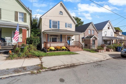 Photo for 522 Franklin Ave