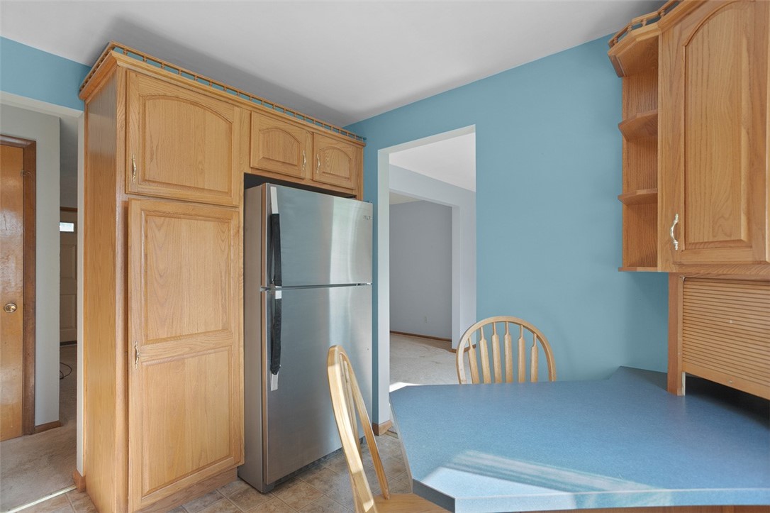 Hempfield Twp, Pennsylvania 15601, United States, 3 Bedrooms Bedrooms, ,2 BathroomsBathrooms,Residential,Contingent,180906