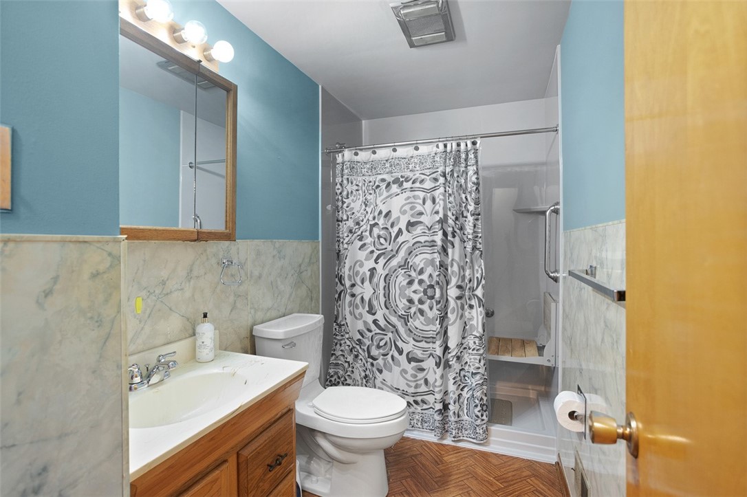 Hempfield Twp, Pennsylvania 15601, United States, 3 Bedrooms Bedrooms, ,2 BathroomsBathrooms,Residential,Contingent,180906