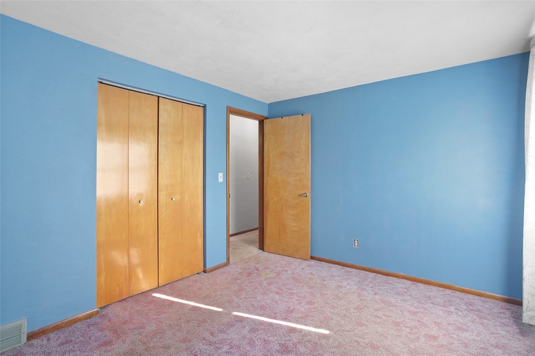 Hempfield Twp, Pennsylvania 15601, United States, 3 Bedrooms Bedrooms, ,2 BathroomsBathrooms,Residential,Contingent,180906