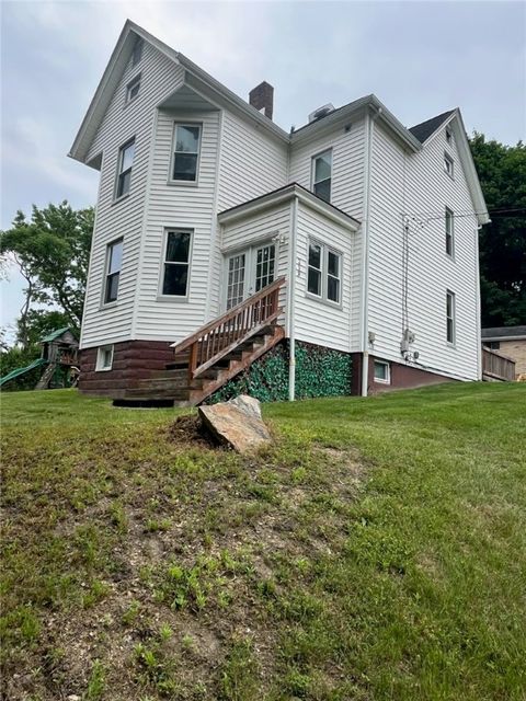 213 Bratchie St Mars Boro PA 16046