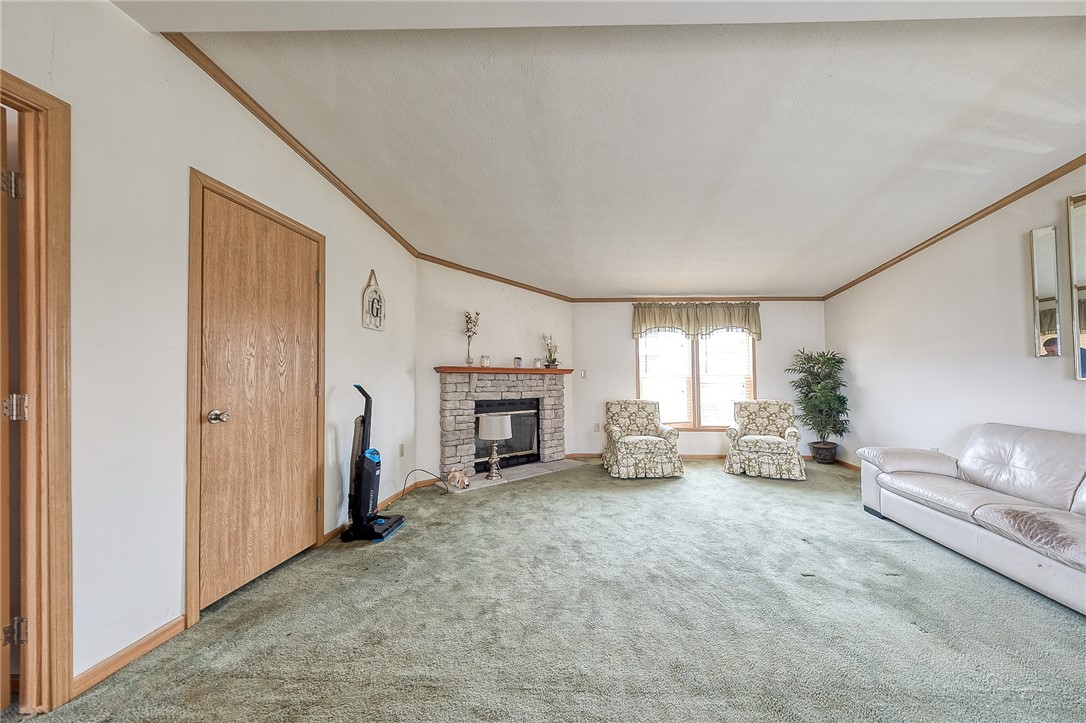 Cranberry Twp, Pennsylvania 16066, United States, 3 Bedrooms Bedrooms, ,2 BathroomsBathrooms,Residential,Pending,109059