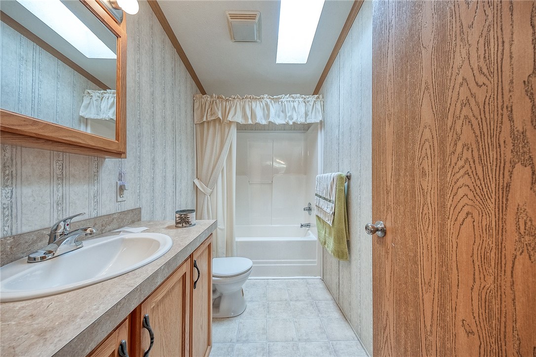 Cranberry Twp, Pennsylvania 16066, United States, 3 Bedrooms Bedrooms, ,2 BathroomsBathrooms,Residential,Pending,109059