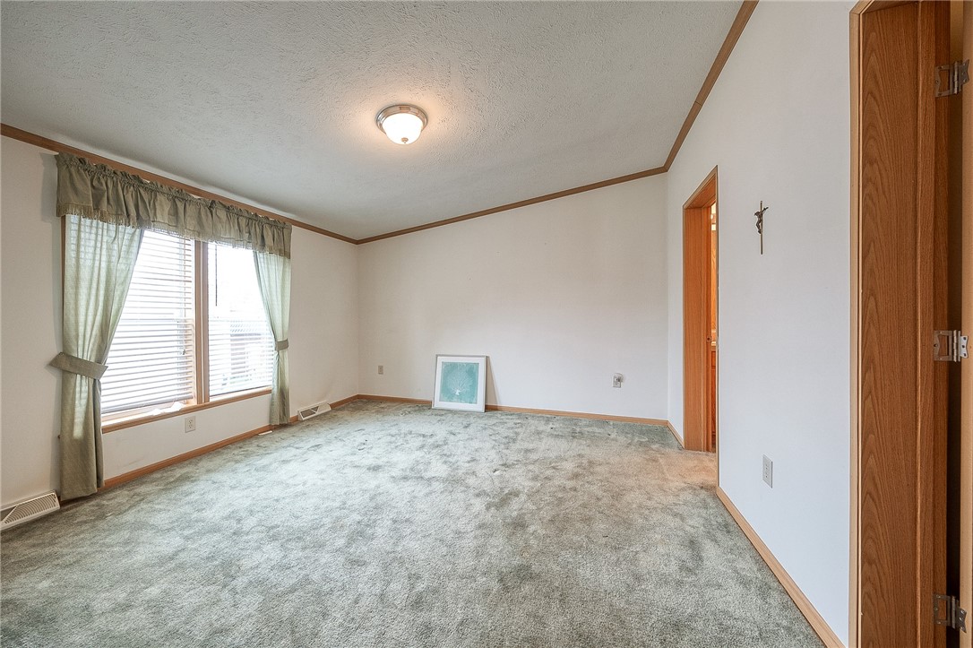 Cranberry Twp, Pennsylvania 16066, United States, 3 Bedrooms Bedrooms, ,2 BathroomsBathrooms,Residential,Pending,109059