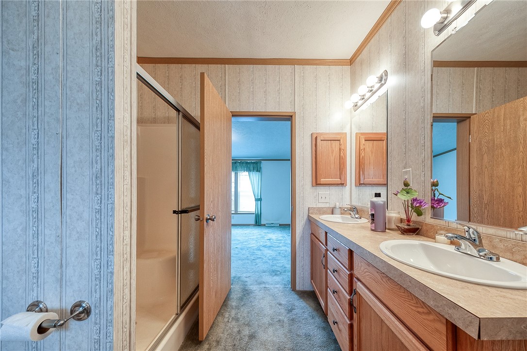 Cranberry Twp, Pennsylvania 16066, United States, 3 Bedrooms Bedrooms, ,2 BathroomsBathrooms,Residential,Pending,109059