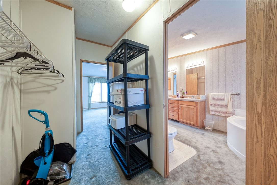 Cranberry Twp, Pennsylvania 16066, United States, 3 Bedrooms Bedrooms, ,2 BathroomsBathrooms,Residential,Pending,109059