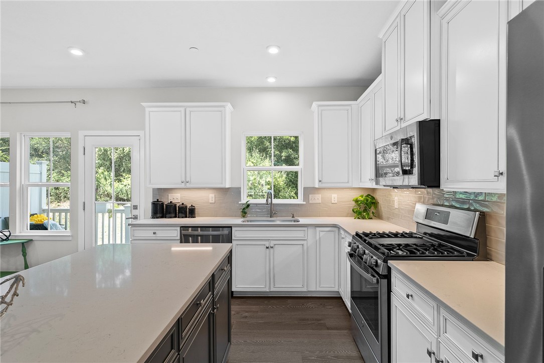 South Park, Pennsylvania 15129, United States, 3 Bedrooms Bedrooms, ,3 BathroomsBathrooms,Residential,Active,224976