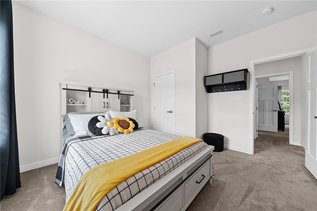 South Park, Pennsylvania 15129, United States, 3 Bedrooms Bedrooms, ,3 BathroomsBathrooms,Residential,Active,224976