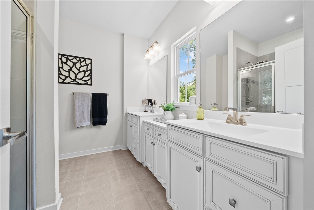 South Park, Pennsylvania 15129, United States, 3 Bedrooms Bedrooms, ,3 BathroomsBathrooms,Residential,Active,224976