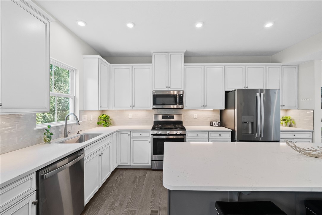 South Park, Pennsylvania 15129, United States, 3 Bedrooms Bedrooms, ,3 BathroomsBathrooms,Residential,Active,224976