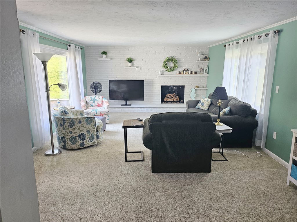 Slippery Rock Boro, Pennsylvania 16057, United States, 3 Bedrooms Bedrooms, ,2 BathroomsBathrooms,Residential,Contingent,133661