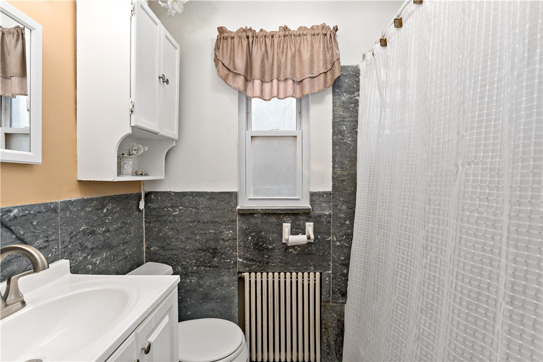 365 Olancha Ave Ave, Brentwood, Pennsylvania image 12