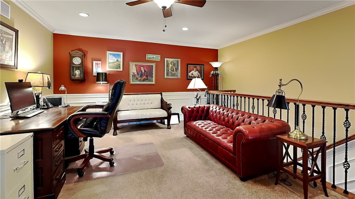 Ohio Twp, Pennsylvania 15143, United States, 4 Bedrooms Bedrooms, ,4 BathroomsBathrooms,Residential,Contingent,92008