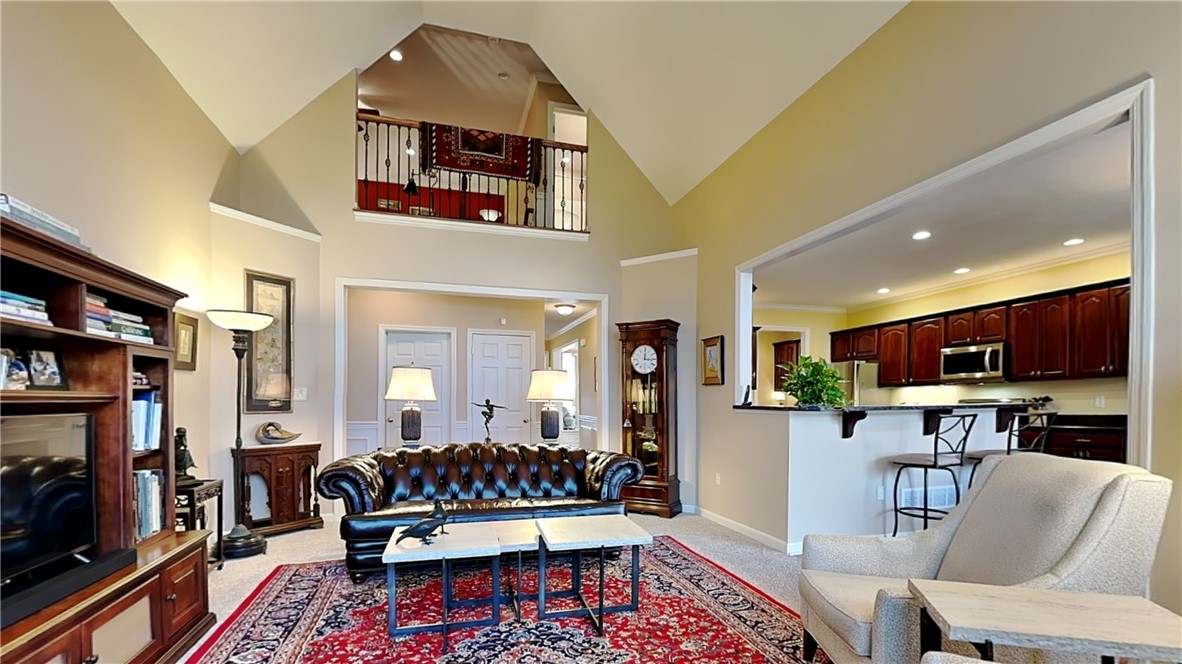 Ohio Twp, Pennsylvania 15143, United States, 4 Bedrooms Bedrooms, ,4 BathroomsBathrooms,Residential,Contingent,92008