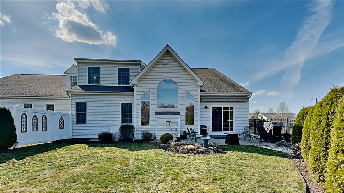 Ohio Twp, Pennsylvania 15143, United States, 4 Bedrooms Bedrooms, ,4 BathroomsBathrooms,Residential,Contingent,92008