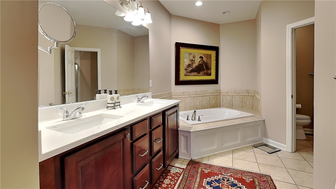 Ohio Twp, Pennsylvania 15143, United States, 4 Bedrooms Bedrooms, ,4 BathroomsBathrooms,Residential,Contingent,92008