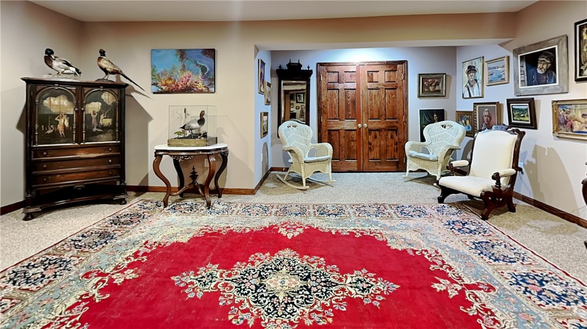 Ohio Twp, Pennsylvania 15143, United States, 4 Bedrooms Bedrooms, ,4 BathroomsBathrooms,Residential,Contingent,92008