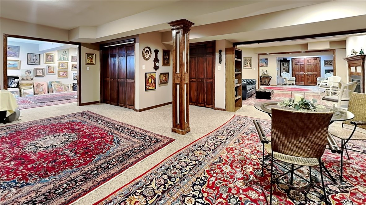 Ohio Twp, Pennsylvania 15143, United States, 4 Bedrooms Bedrooms, ,4 BathroomsBathrooms,Residential,Contingent,92008