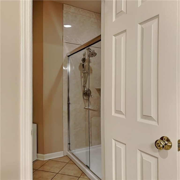 Ohio Twp, Pennsylvania 15143, United States, 4 Bedrooms Bedrooms, ,4 BathroomsBathrooms,Residential,Contingent,92008