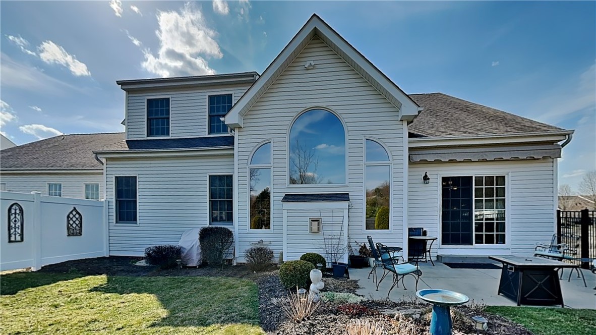 Ohio Twp, Pennsylvania 15143, United States, 4 Bedrooms Bedrooms, ,4 BathroomsBathrooms,Residential,Contingent,92008