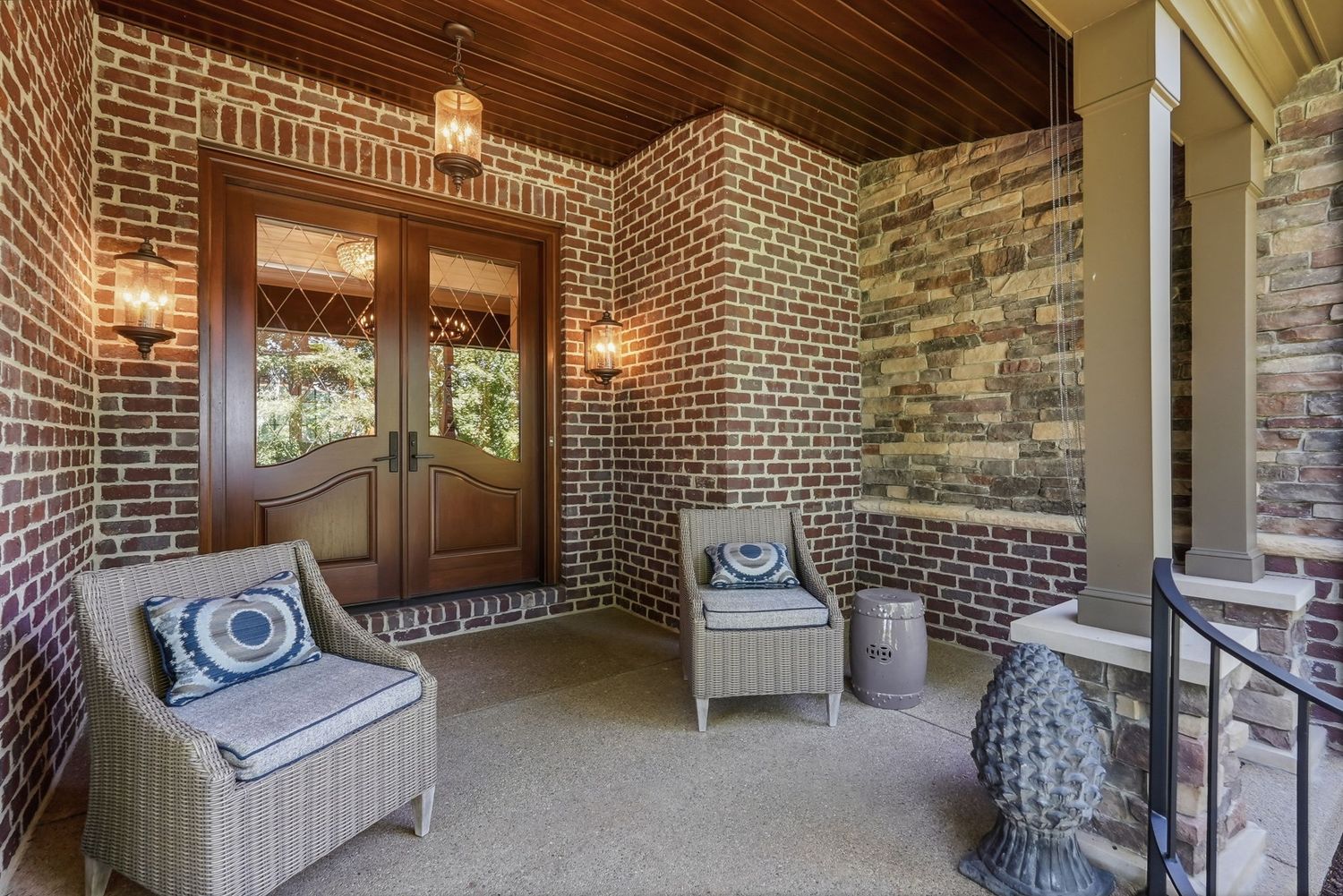 100 Silver Pines Drive
