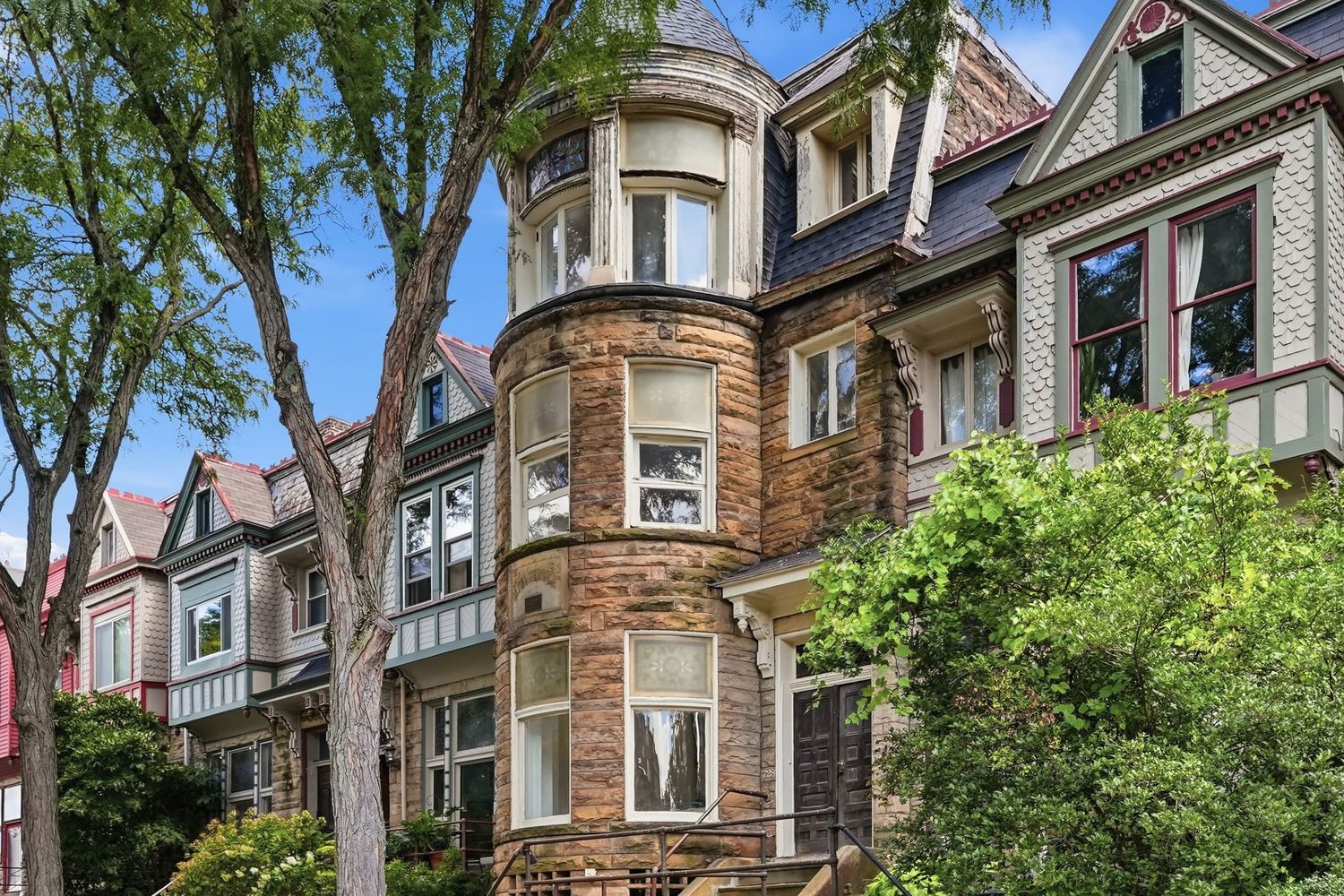 728 N Beatty Street
