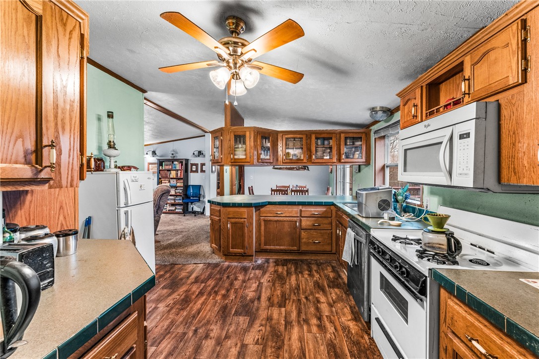 61 Pullam Dr Dr, Shenango Twp - MER, Kentucky image 2