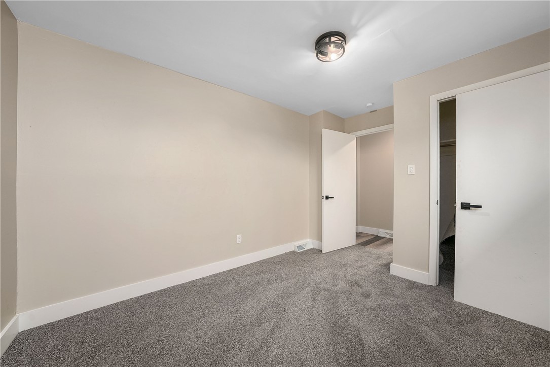 1122 Wade St, Aliquippa, Pennsylvania image 23