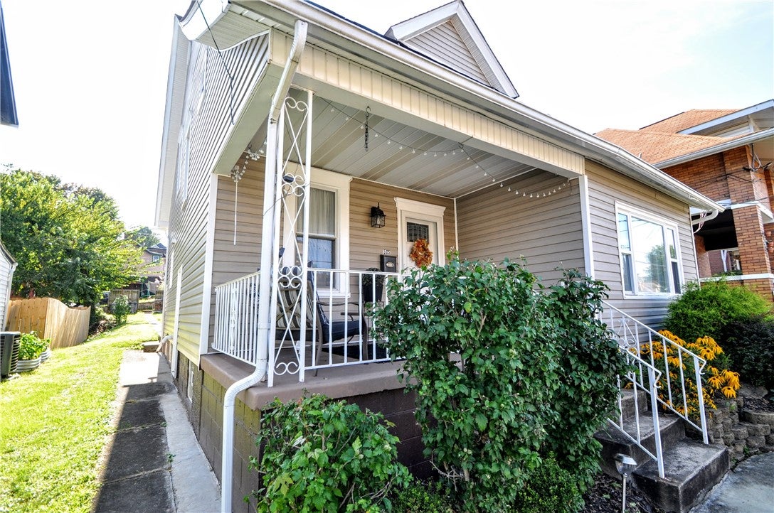 505 Crest Ave