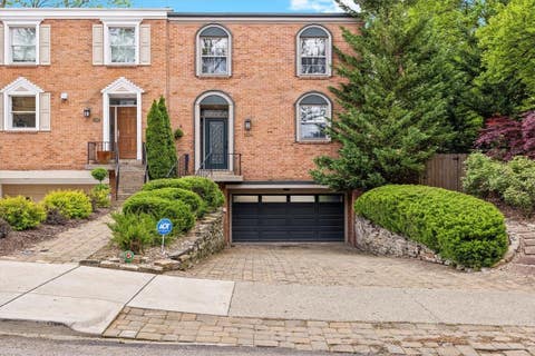 Photo for 1404 Barnsdale St