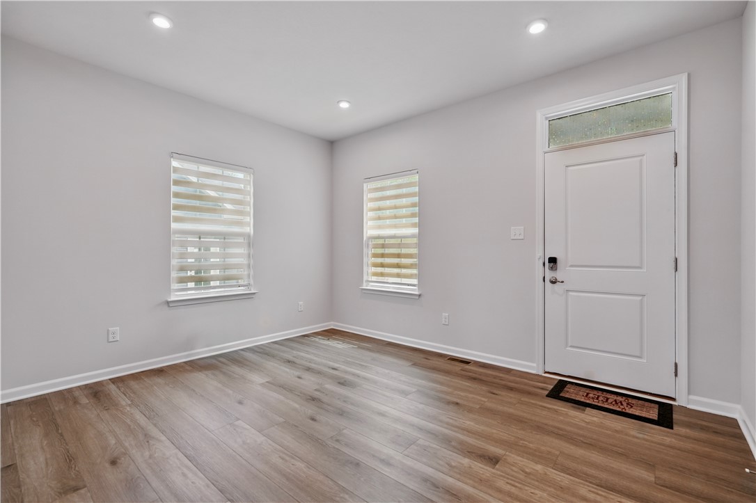 6 Dana Dr