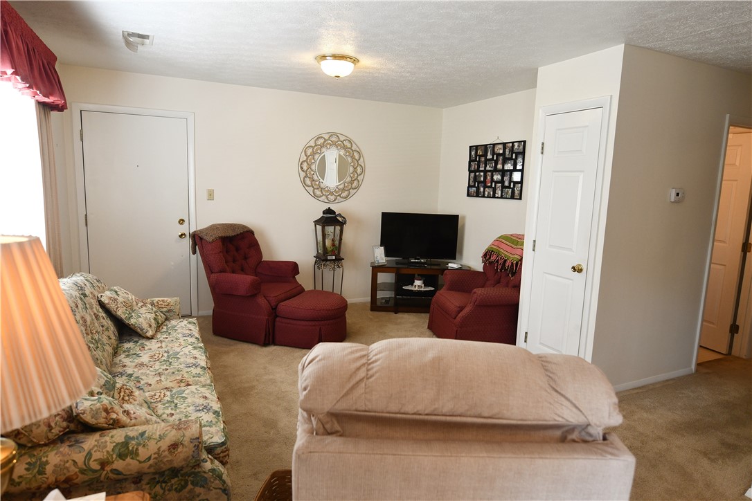 320 Sims St A4