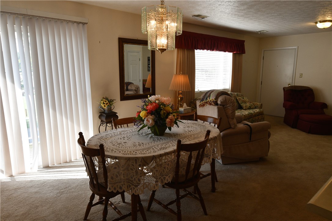 320 Sims St A4