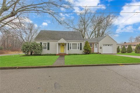 Photo of 1908 N. 3rd St, New Brighton, PA 15066 (MLS # 1742407)