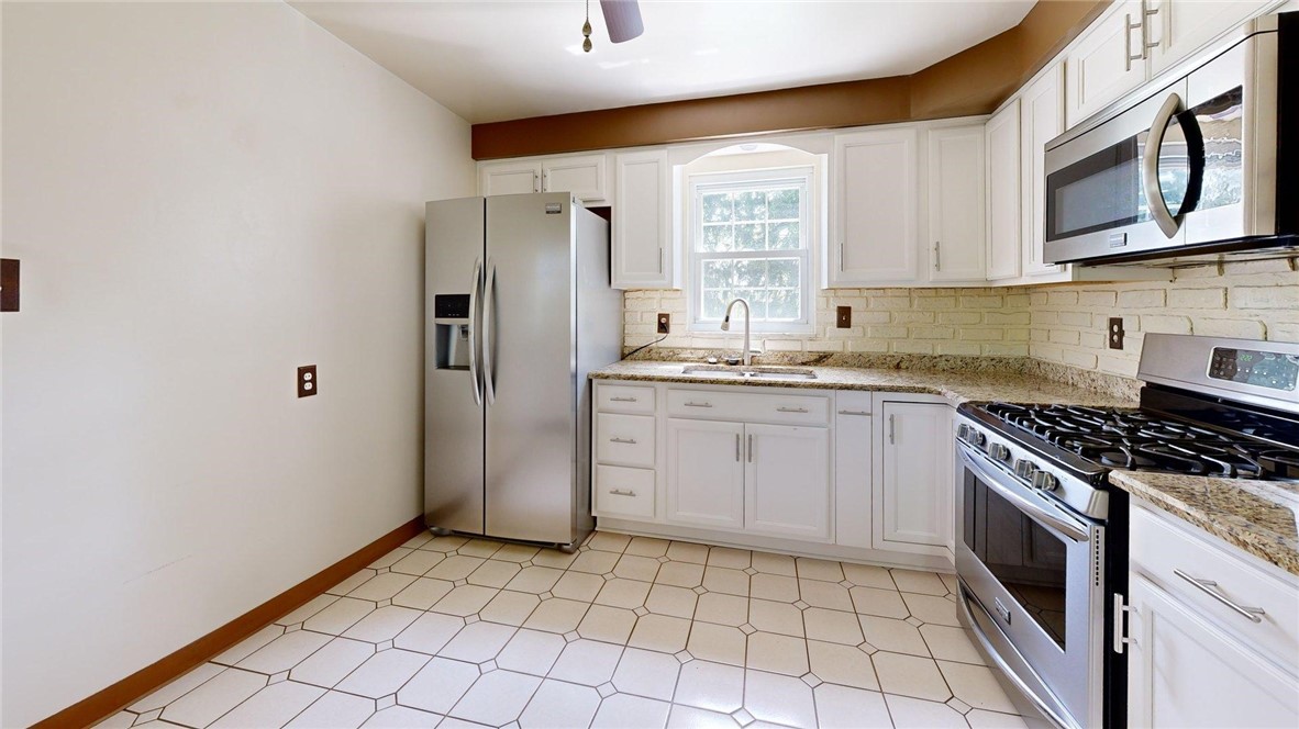 121 Rosemont Dr