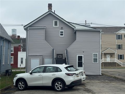 Multifamily For Sale - 445 2nd St St<br/> California, PA 15419