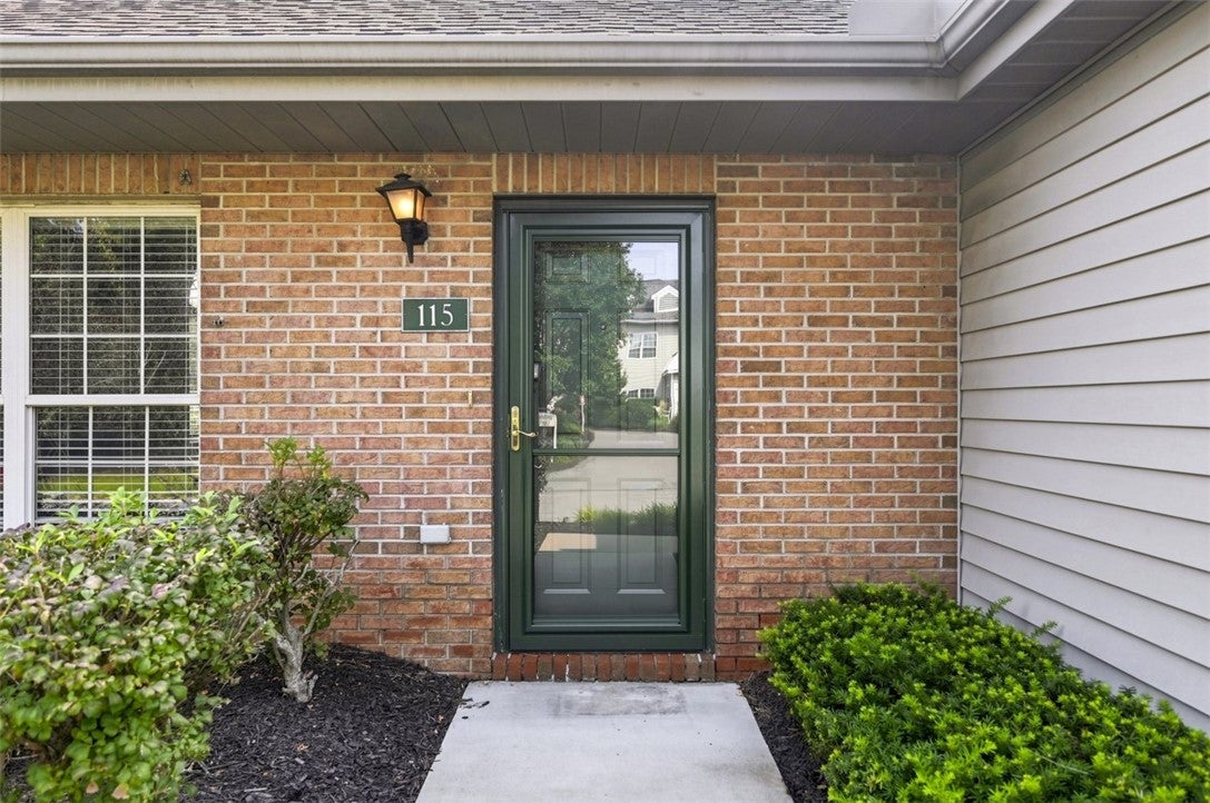 115 Newhaven Lane