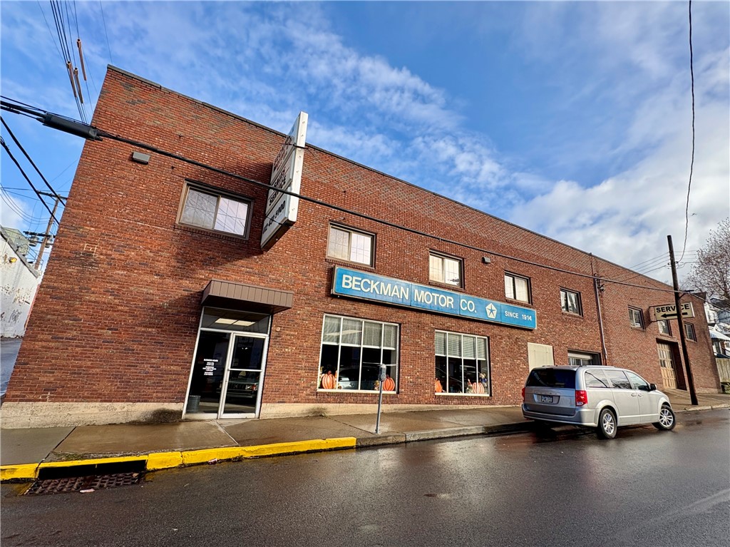 Photo 1 of 24 — 110 Penn Ave, Mt Oliver, PA 15210