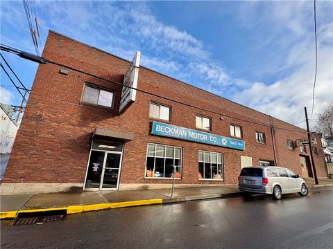 Photo of 110 Penn Ave, Pittsburgh, PA 15210 (MLS # 1740481)