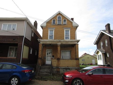 Photo of 1306 Brinton Ave, Braddock, PA 15104 (MLS # 1743677)