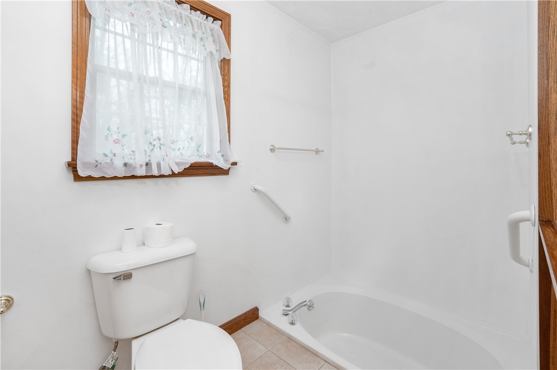 Center Twp - But, Pennsylvania 16001, United States, 3 Bedrooms Bedrooms, ,3 BathroomsBathrooms,Residential,Active,31707