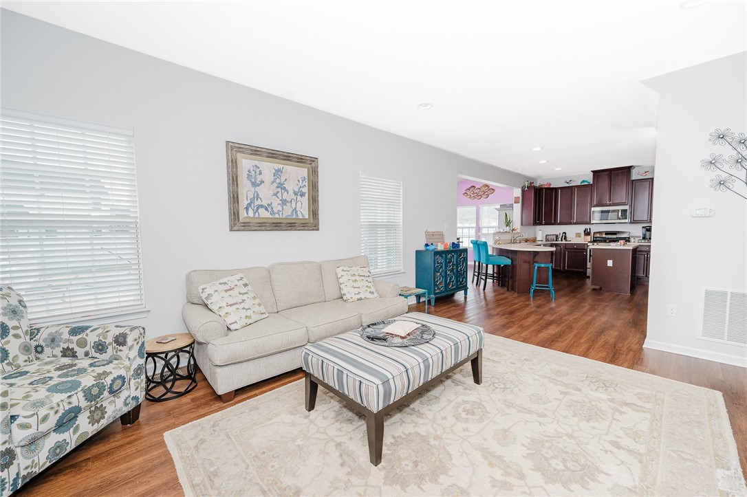 605 Skyline Ct, Irwin, Pennsylvania image 12