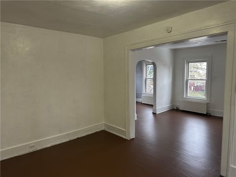 Photo of 189 E Katherine Ave, Washington, PA 15301 (MLS # 1733294)