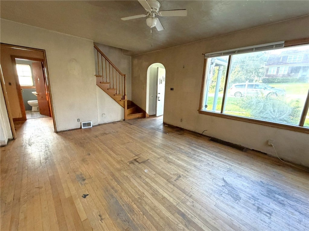 1047 W Main Street