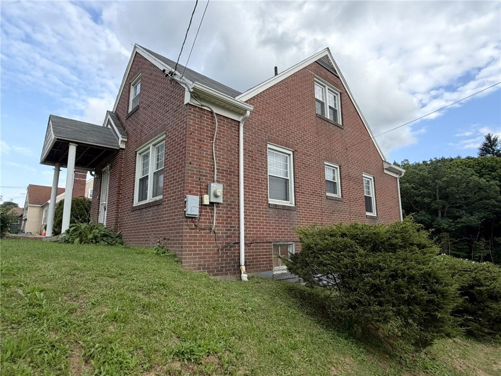 1047 W Main Street